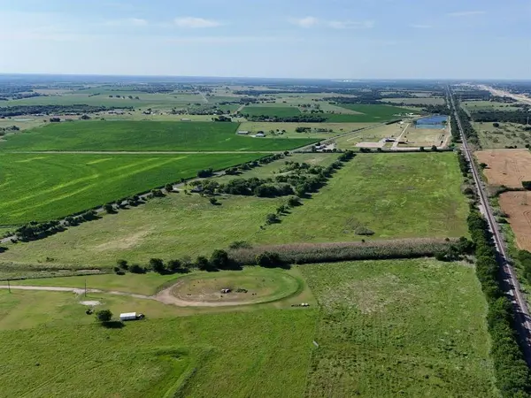 11179 Old Dallas Road, West, TX 76691