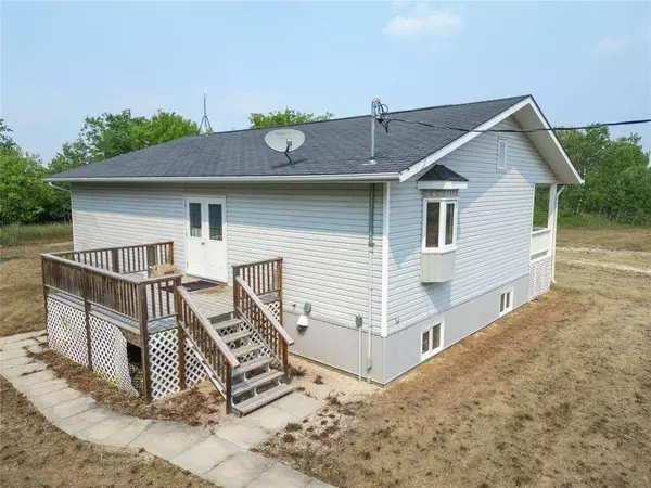 40116 148 RD, Ashern, MB R0C 0E0