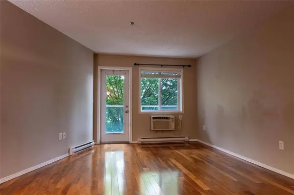 240 Fairhaven RD, Winnipeg, MB R3P 0Z1