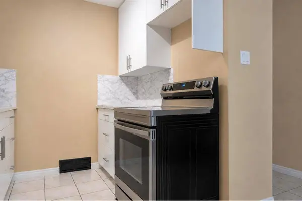 67 Madera CRES, Winnipeg, MB R2P 0C6