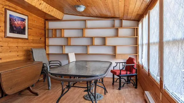 112099 6 HWY, Lundar, MB R0C 1Y0