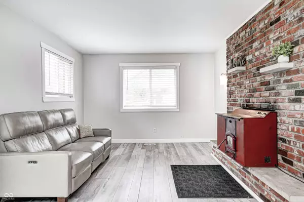 5541 S County Road 150 E, Clayton, IN 46118