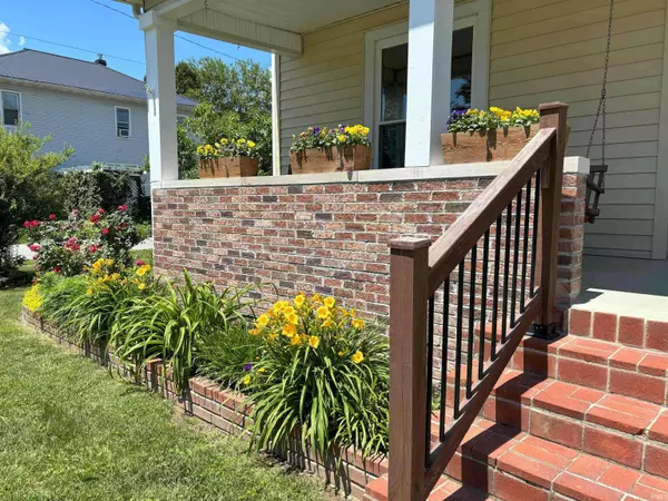 921 Brook Street, Mitchell, IN 47446