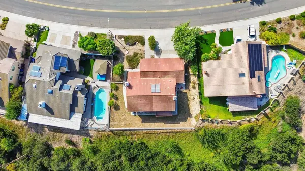 363 Surrey Dr, Bonita, CA 91902
