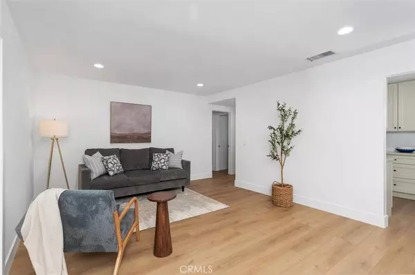 5562 Vallecito DR, Westminster, CA 92683