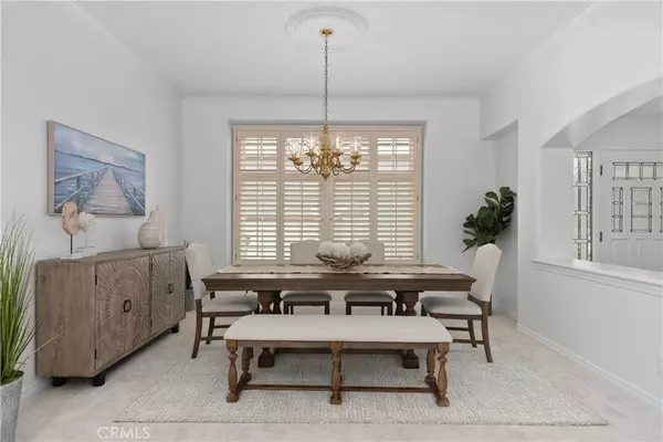 6191 Oakbrook CIR, Huntington Beach, CA 92648