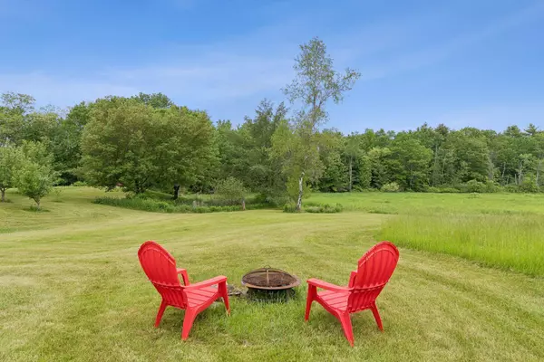 1228 Long Plains RD, Buxton, ME 04093