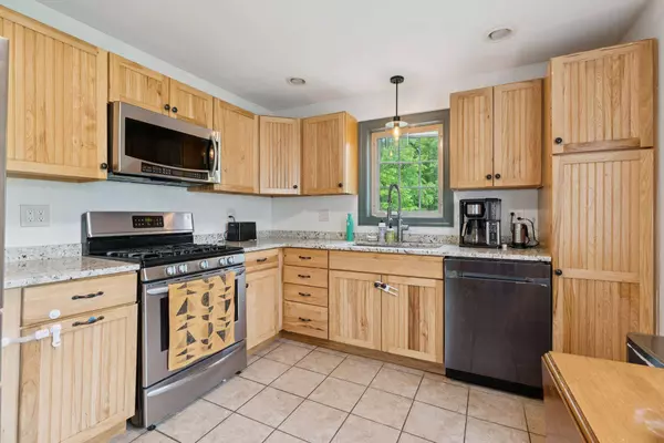 1228 Long Plains RD, Buxton, ME 04093