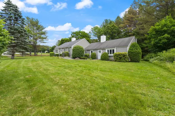 12 Hemlock CIR #12, Auburn, ME 04210