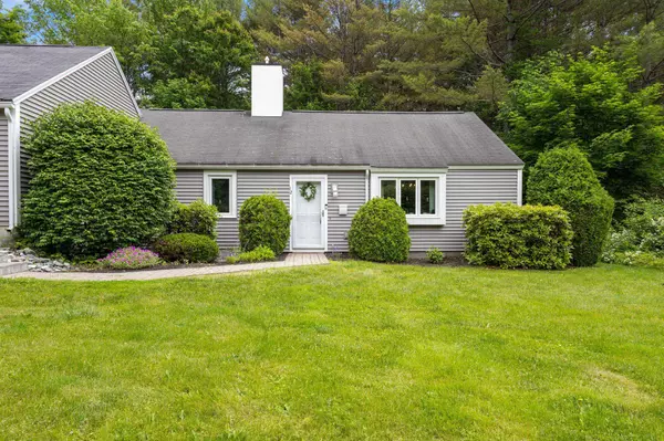 12 Hemlock CIR #12, Auburn, ME 04210