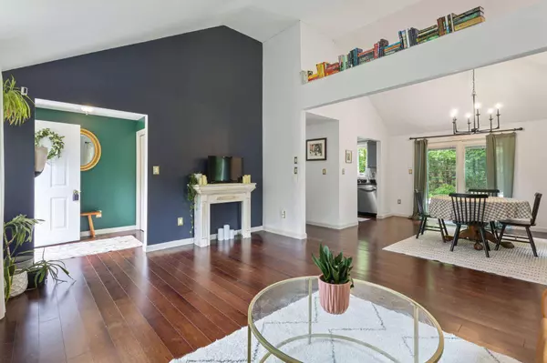 12 Hemlock CIR #12, Auburn, ME 04210