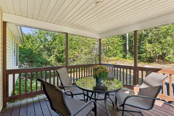 21 Parkside DR, Biddeford, ME 04005