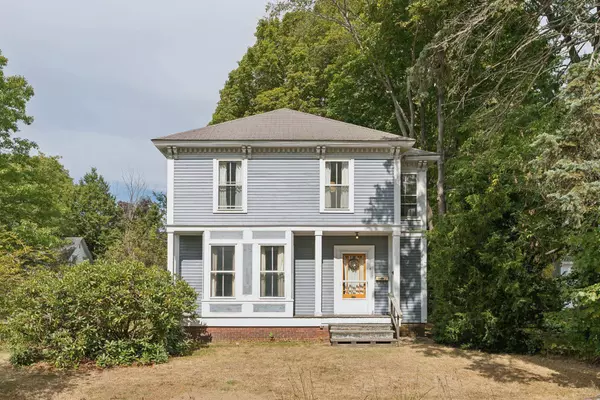 8 Mckeen ST, Brunswick, ME 04011