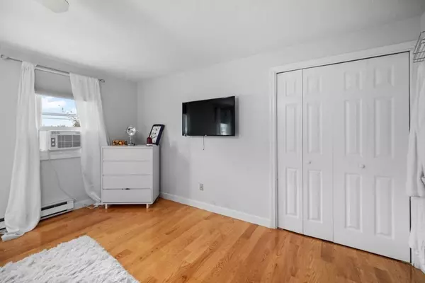 11 Lexington Rd #11, Millbury, MA 01527