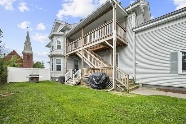 1971 Northampton St, Holyoke, MA 01040