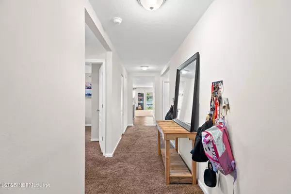 6421 BUCKING BRONCO DR, Jacksonville, FL 32234