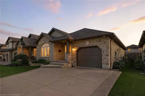 23 Oakcliffe Street, Elmira, ON N3B 3P4