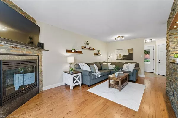 5 Snyder Avenue N, Elmira, ON N3B 2A9