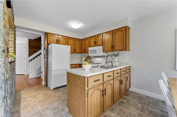 5 Snyder Avenue N, Elmira, ON N3B 2A9