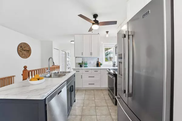 58 Porchlight DR, Woolwich, ON N3B 3M7