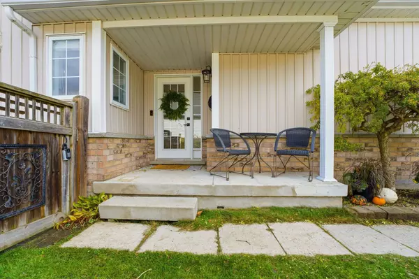 58 Porchlight DR, Woolwich, ON N3B 3M7