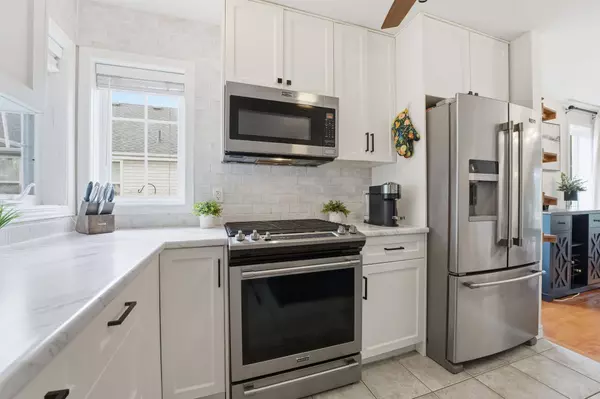 58 Porchlight DR, Woolwich, ON N3B 3M7