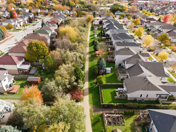 58 Porchlight DR, Woolwich, ON N3B 3M7