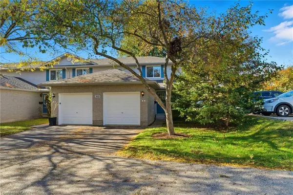 445 Kingscourt Drive #6, Waterloo, ON N2K 3R4