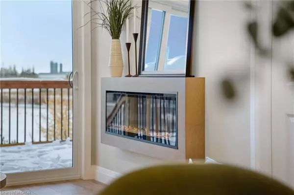 29 Weymouth Street #18, Elmira, ON N3B 0G3