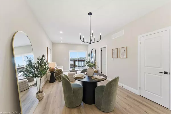 29 Weymouth Street #18, Elmira, ON N3B 0G3