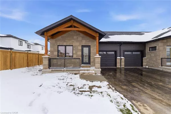 29 Weymouth Street #17, Elmira, ON N3B 0G3