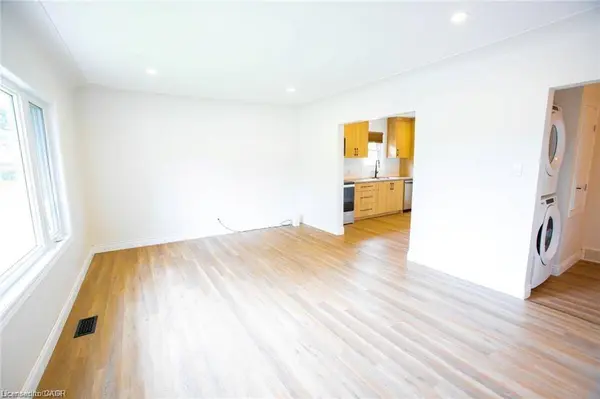 177 Pleasant Avenue #UPPER, Kitchener, ON N2M 4A9