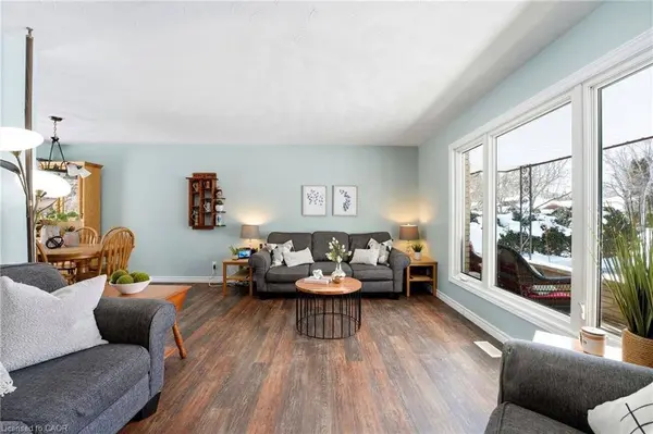 69 Second Street, Elmira, ON N3B 1H6