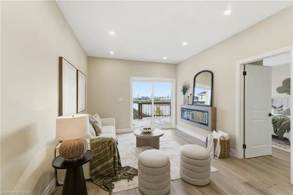 29 Weymouth Street #27, Elmira, ON N3B 0G3