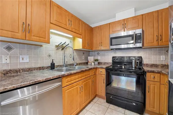 34 Porchlight Drive, Elmira, ON N3B 3M7