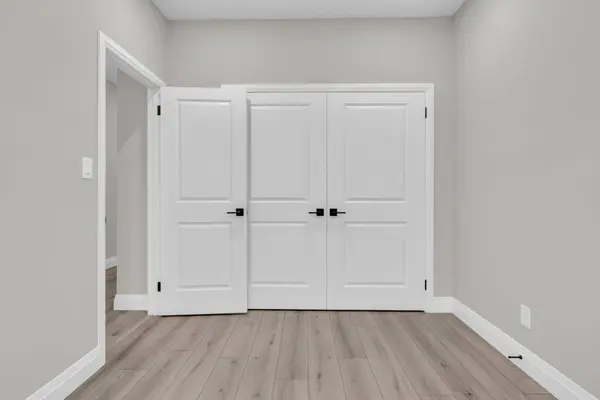 29 Weymouth ST #27, Woolwich, ON N3B 0G3