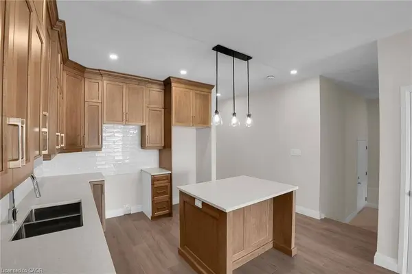 29 Weymouth Street #26, Elmira, ON N3B 0G3