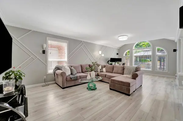 35 Dubrick CRES, Kitchener, ON N2E 4A7