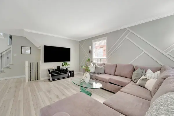 35 Dubrick CRES, Kitchener, ON N2E 4A7