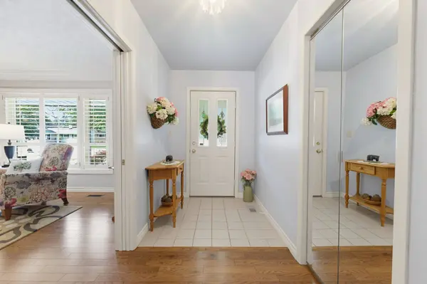 13 Bluebird PL, Woolwich, ON N3B 1W7