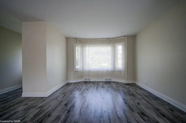 33 Sixth AVE, Kitchener, ON N2C 1P9