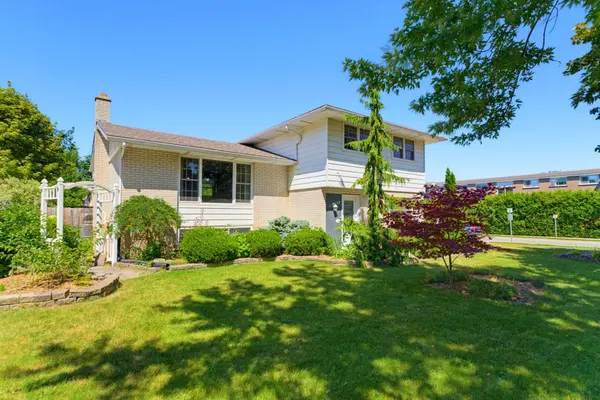 94 First ST W, Woolwich, ON N3B 1H1