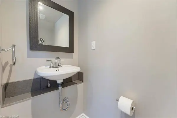 94 First ST, Elmira, ON N3B 1G9