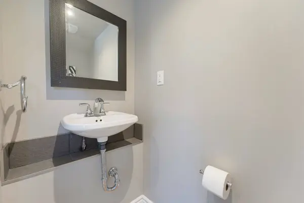 94 First ST W, Woolwich, ON N3B 1H1