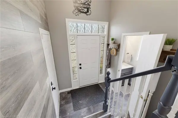 592 Little Dover CRES, Waterloo, ON N2K 4E5
