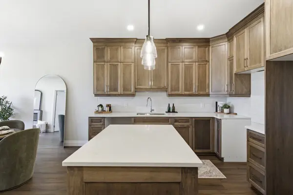 29 Weymouth ST #20, Woolwich, ON N3B 0E5
