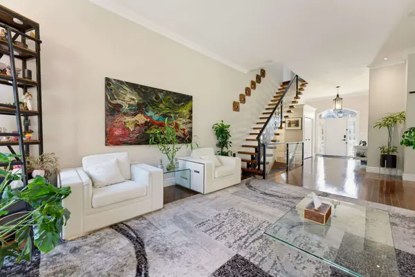 70 Deer Ridge CRES, Kitchener, ON N2P 2L2