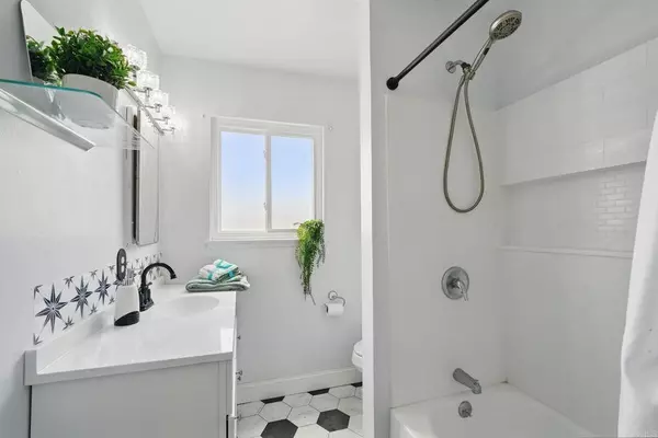 6450 Garber AVE, San Diego, CA 92139