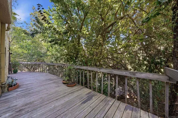 3211 Menlo AVE, San Diego, CA 92105