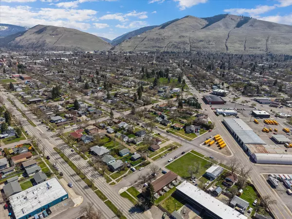 1-OmnivistaPro - 941 Edith St - 11